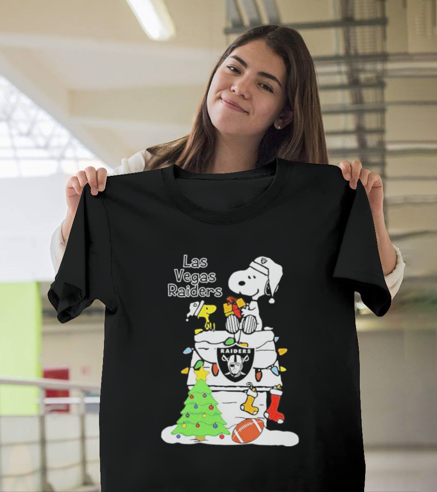 Las Vegas Raiders NFL Christmas Snoopy And Woodstock With Tree And Football T-Shirt
