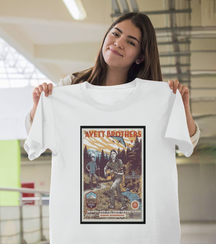 Avett Brothers White River Amphitheatre Auburn Washington Vintage Concert T-Shirt