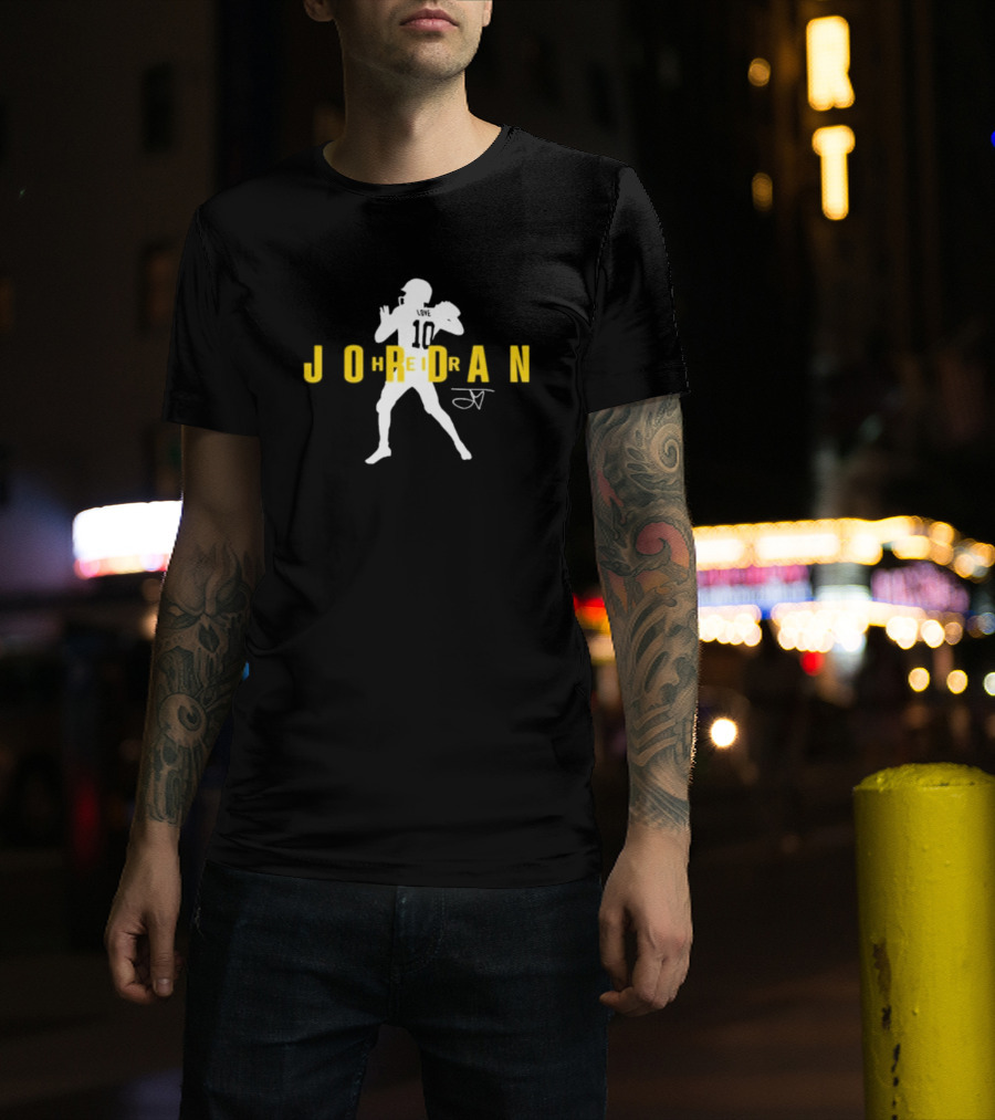 Heir Jordan Love Quarterback Silhouette Signature T-Shirt