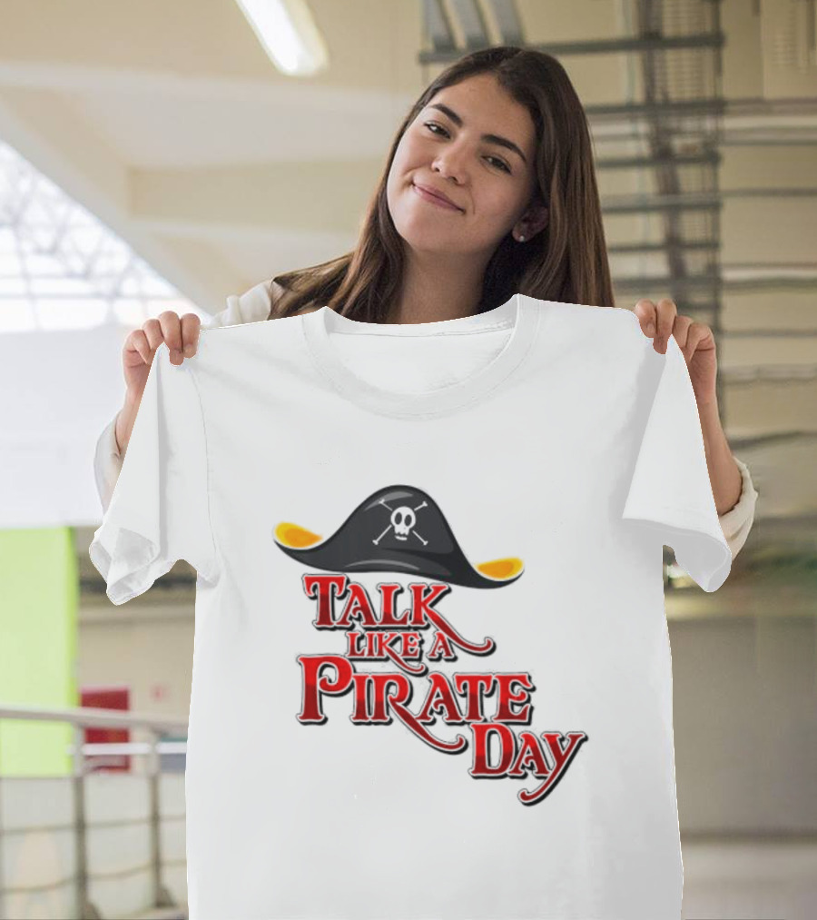 Talk Like A Pirate Day Skull Hat Costume International Pirate Day T-Shirt