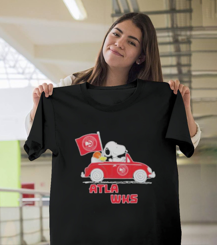 ATLA WKS Snoopy Dog Driving Red Car With Basketball Flag T-Shirt