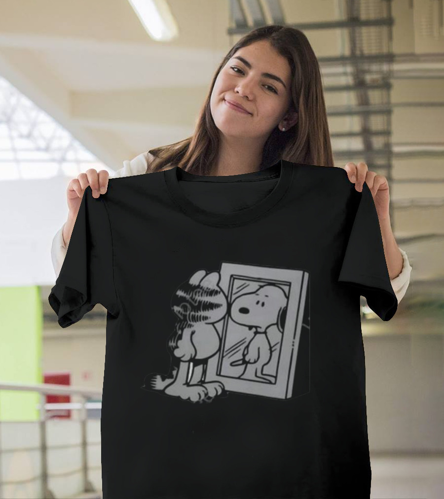 Garfield Snoopy Reflection In Mirror T-Shirt