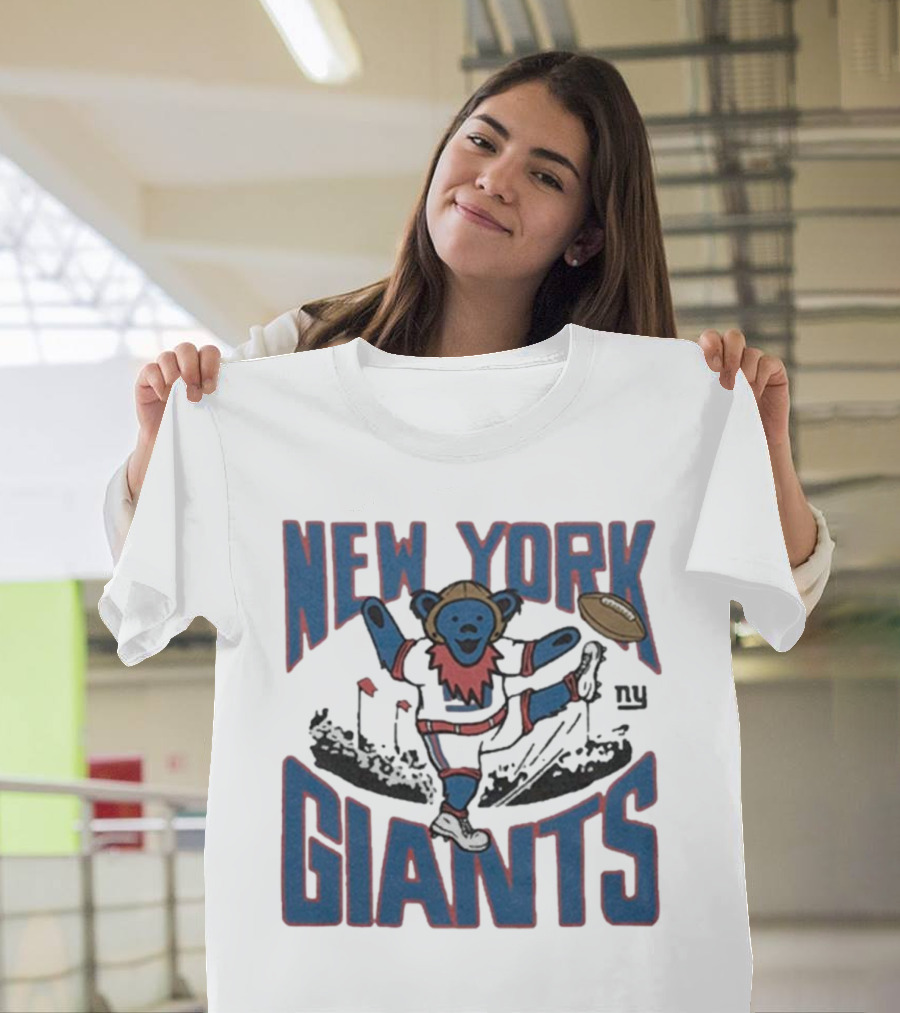 New York Giants Grateful Dead NFL Collaboration Bear T-Shirt