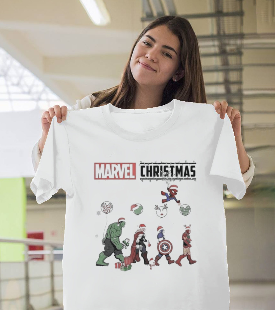 Marvel Christmas Superhero Characters In Santa Hats T-Shirt