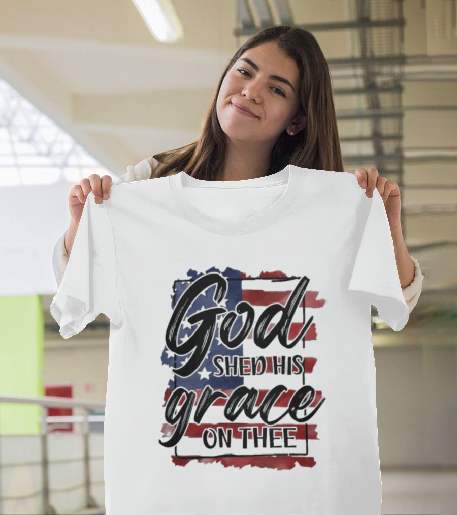 God Shed His Grace On Thee American Flag USA Patriotic T-Shirt