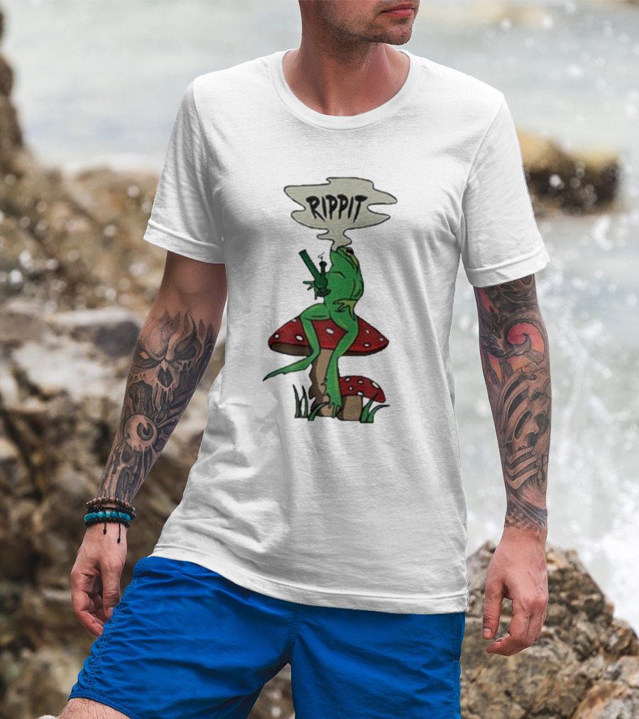 Fourtwenty Rippit Frog Smoking On Mushroom T-Shirt
