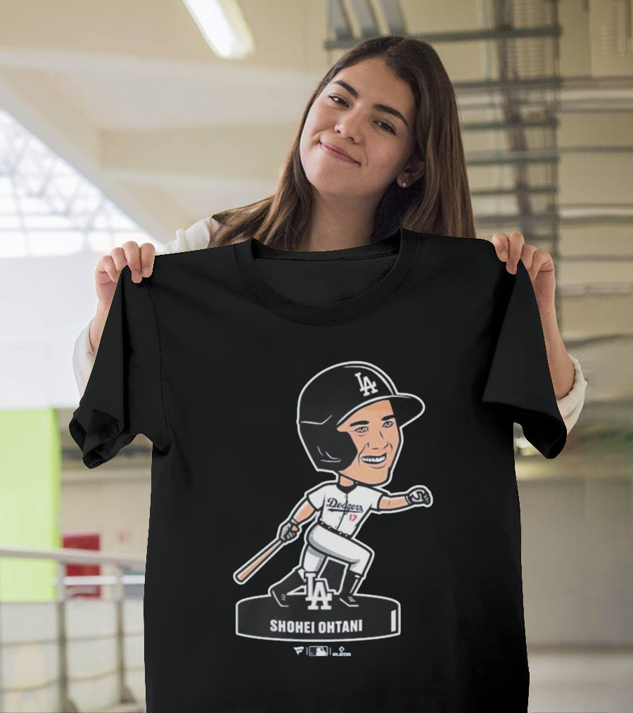 Shohei Ohtani Los Angeles Dodgers LA Bobblehead Dodgers 17 T-Shirt