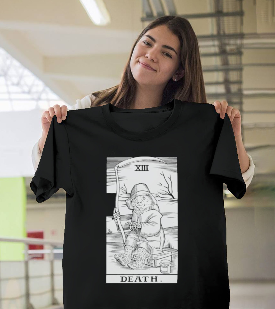 Bear XIII Death Tarot Card Sitting With Scythe T-Shirt