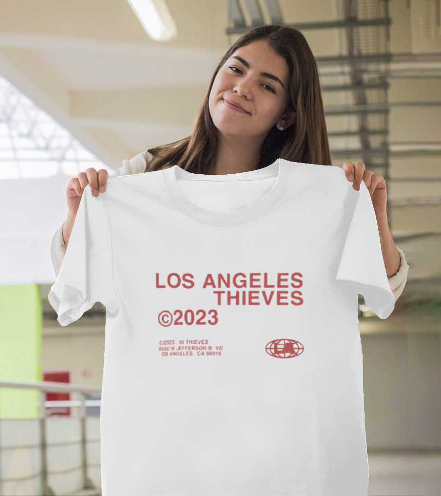 LOS ANGELES THIEVES ©2023 100 THIEVES 6050 W JEFFERSON BLVD LOS ANGELES CA 90016 T-Shirt