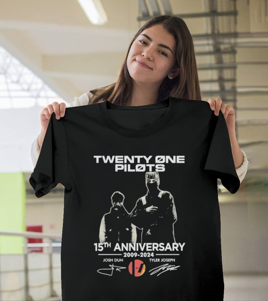 Twenty One Pilots 15th Anniversary 2009-2024 Josh Dun Tyler Joseph T-Shirt