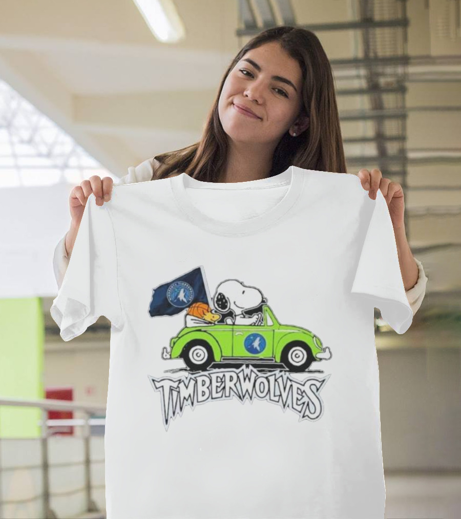 Minnesota Timberwolves Snoopy Forever Fan Driving Car with Timberwolves Flag T-Shirt