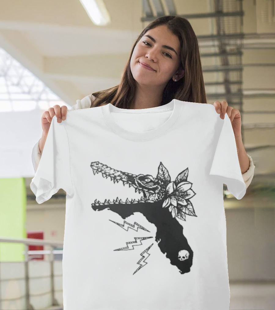 Florida Will Eat You - Alligator Skull Lightning Magnolia Map T-Shirt