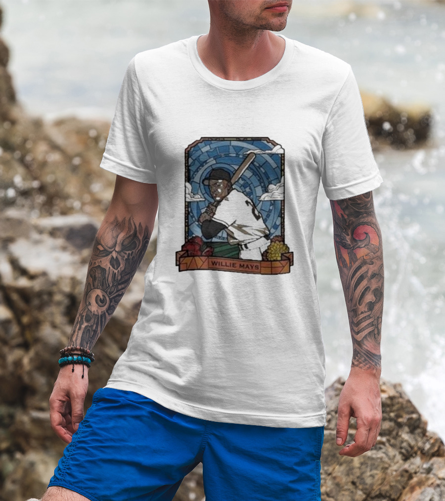 Willie Mays Giants Baseball Player With Bat And Clouds T-Shirt