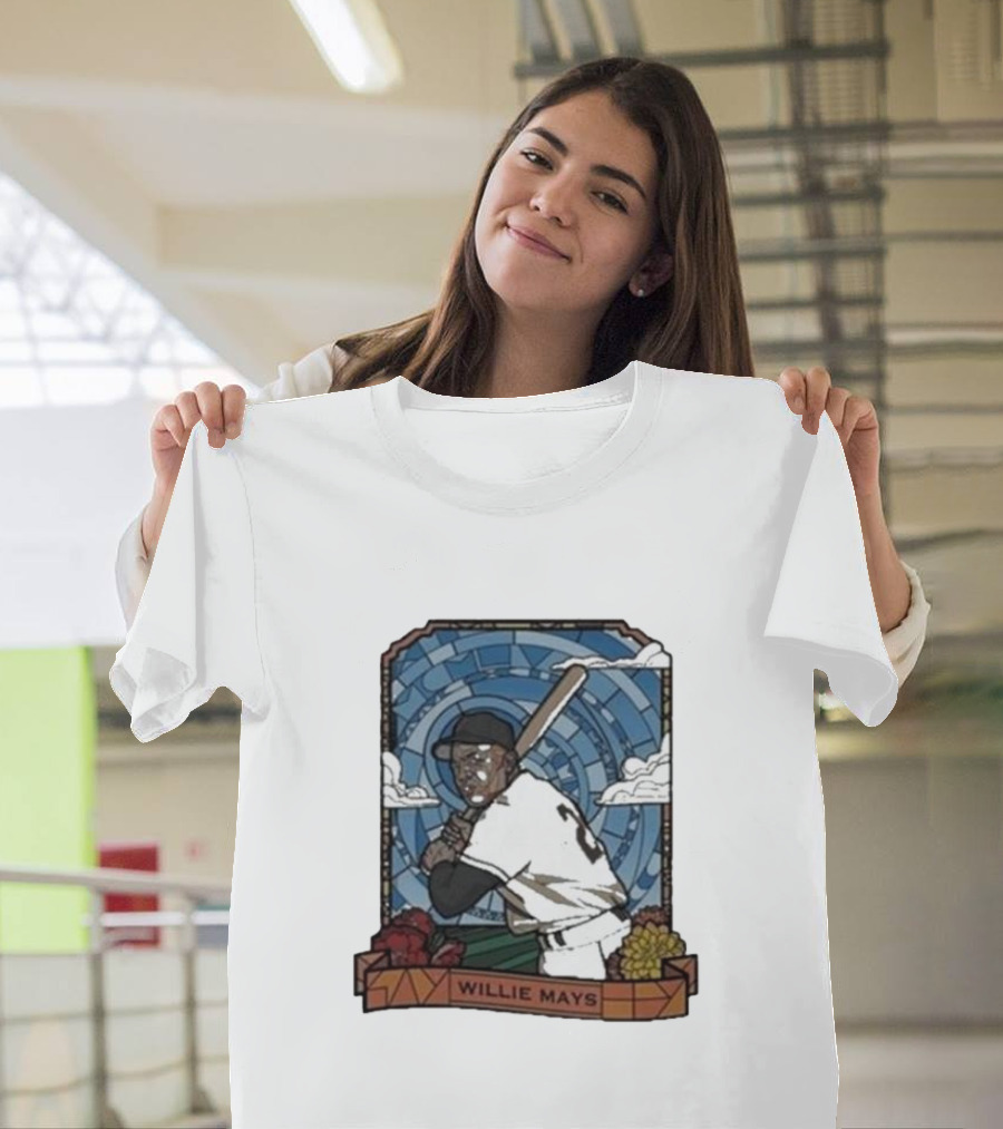 Willie Mays Giants Baseball Player With Bat And Clouds T-Shirt