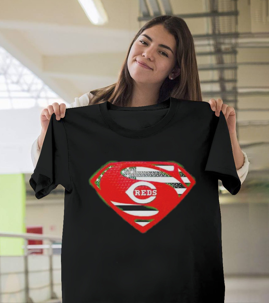 Cincinnati Reds Superman Shield USA Flag T-Shirt