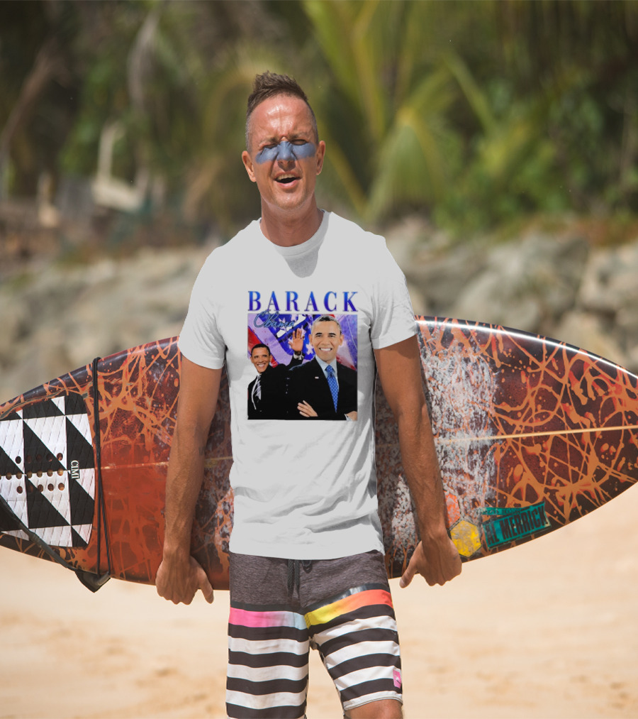 BARACK Obama Smiling Pose With Patriotic Background T-Shirt