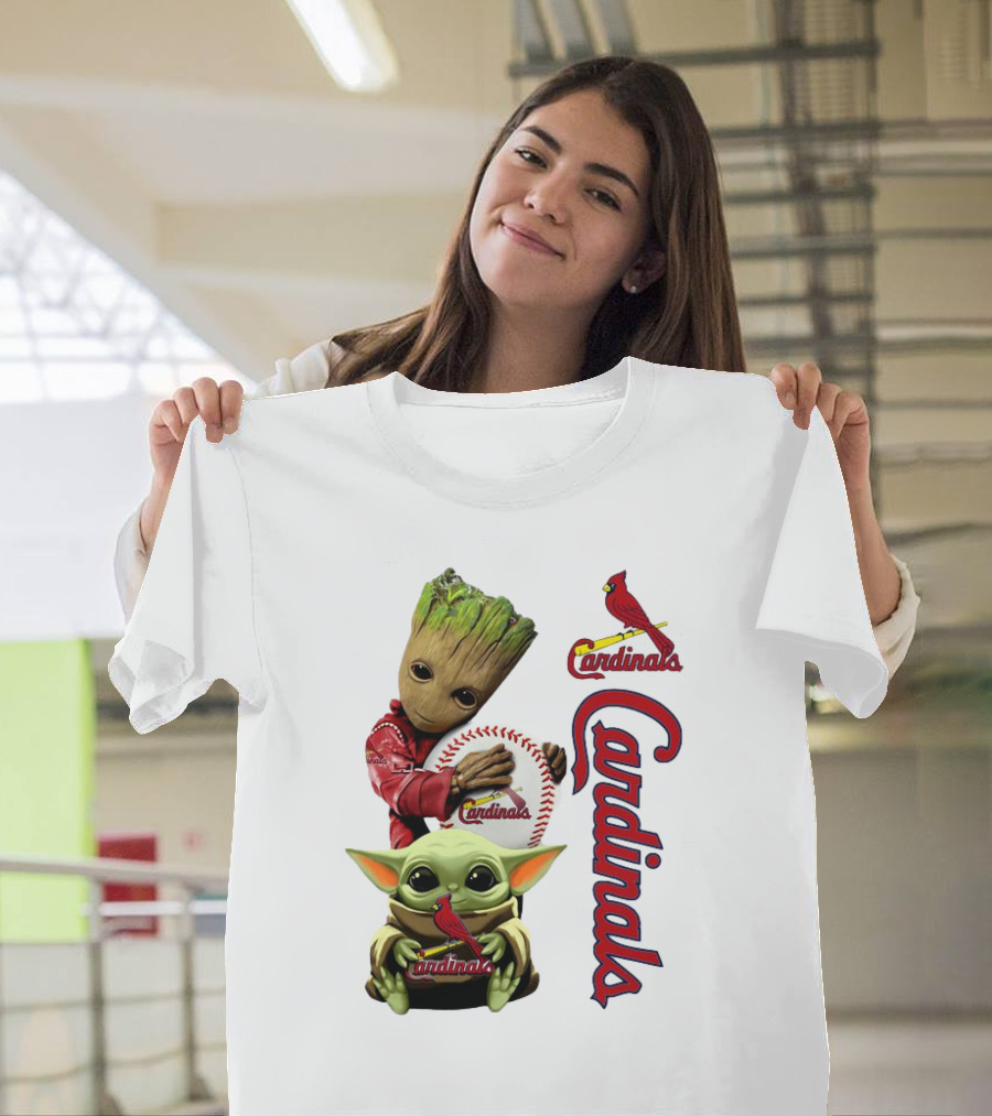Baby Groot and Baby Yoda Hugging St. Louis Cardinals Baseball T-Shirt