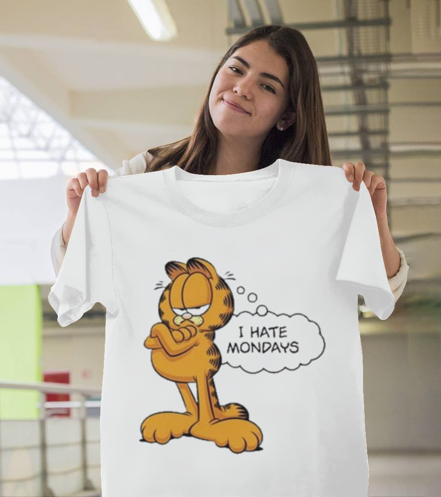 Garfield Comic Character Stating I Hate Mondays with Crossed Arms T-Shirt