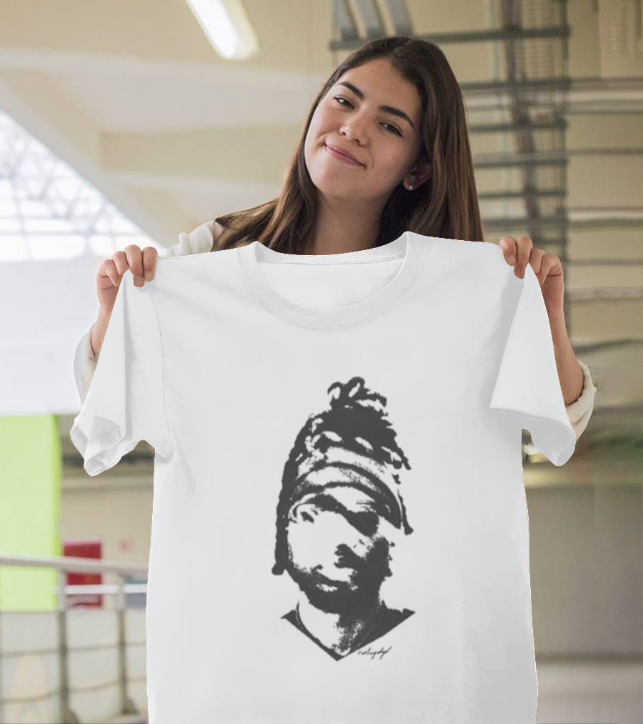 Nobigdyl. Monochrome Silhouette Face T-Shirt