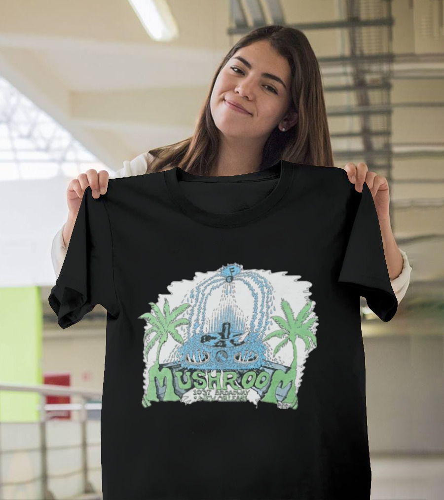 Jerks Store 1976 Mushroom 1037 Broadway Fountain Palms T-Shirt