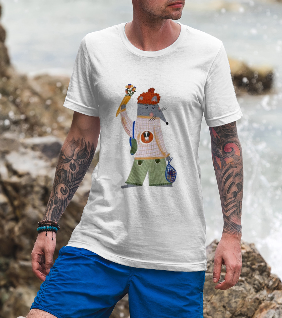 Hildalia Weekend Mouse With Flowers In Hand T-Shirt