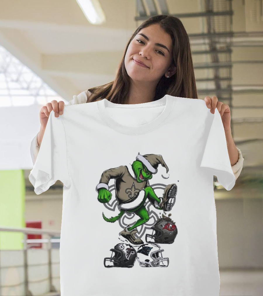 Grinch Crushes Rival NFL Teams In New Orleans Saints Gear T-Shirt