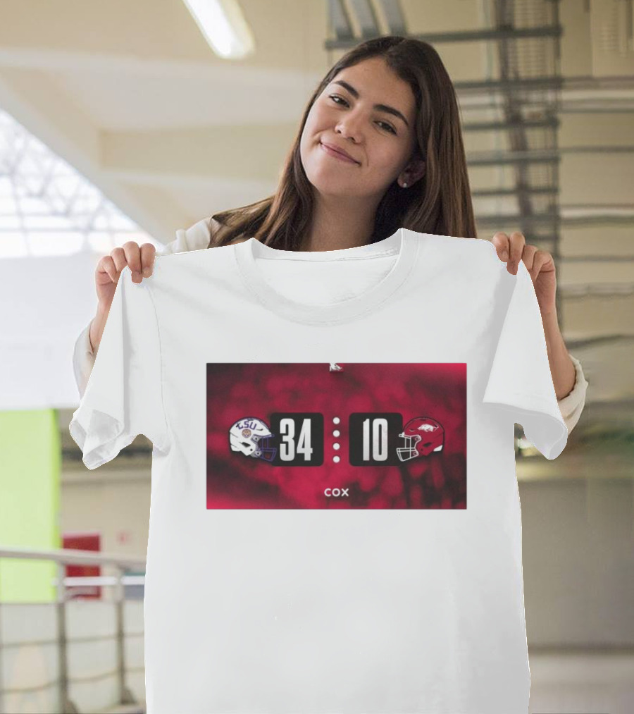 Final Score LSU Tigers 34-10 Arkansas Razorbacks Helmet Cox T-Shirt