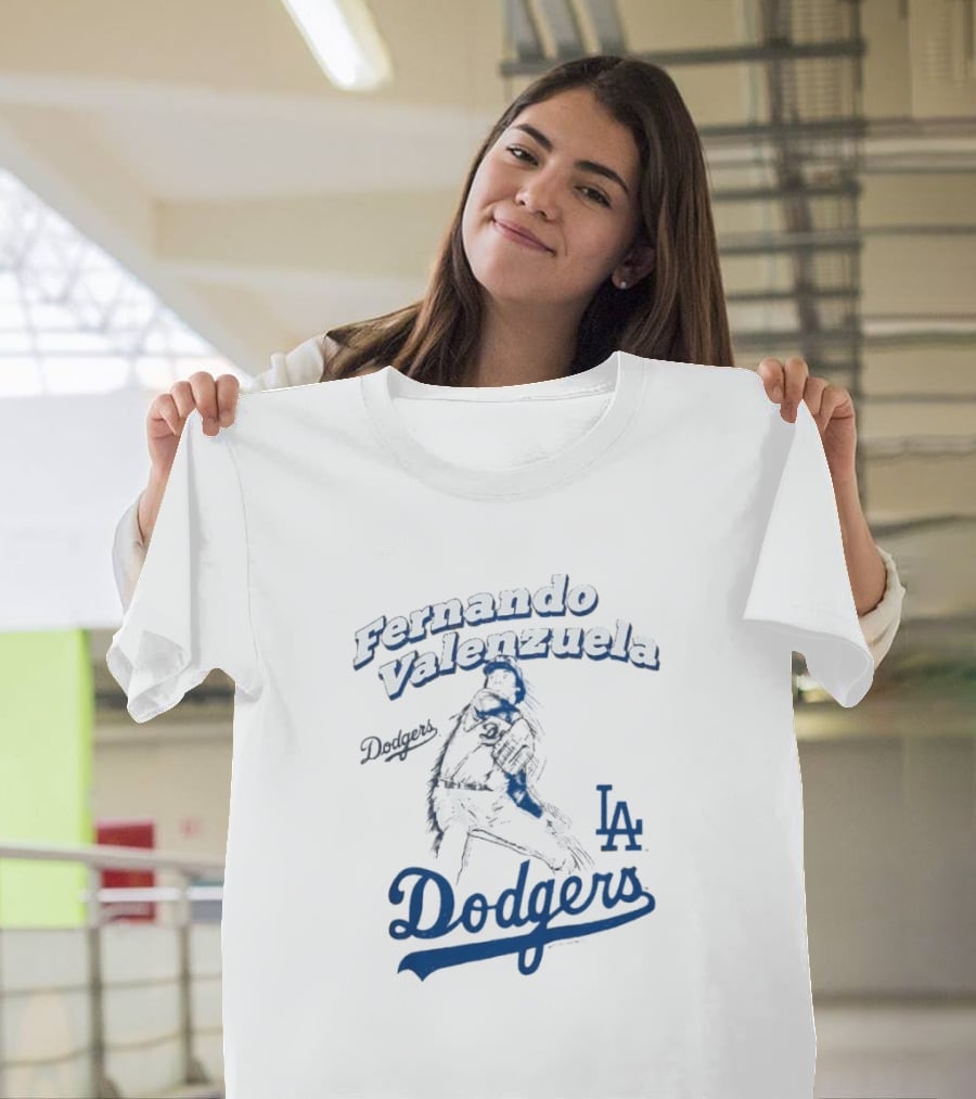 Fernando Valenzuela Los Angeles Dodgers Pitcher LA Dodgers T-Shirt