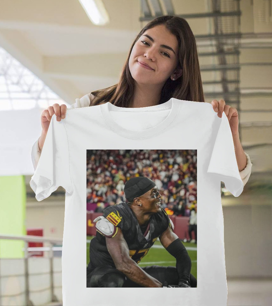 Jayden Daniels Washington Commanders Smiling Through It All Can’t Believe This Is My Life Hail Mary T-Shirt