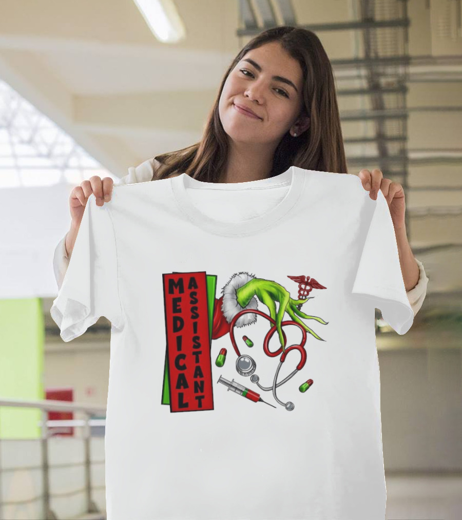 Medical Assistant Grinch Hand Stethoscope Christmas T-Shirt