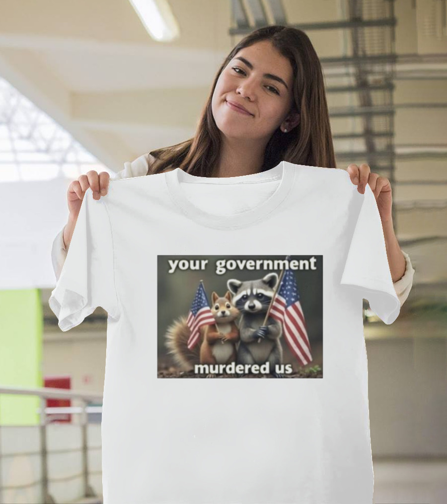 Justice For Peanut Your Government Murdered Us 2024 Raccoon and Squirrel Holding American Flags T-Shirt