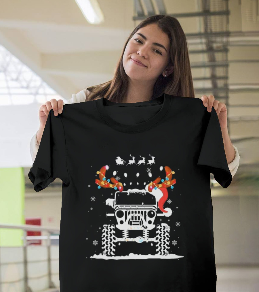 Jeep Reindeer Antlers Santa Sleigh Christmas Lights T-Shirt