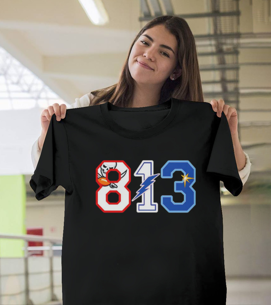 813 Tampa Buccaneers Tampa Bay Rays Tampa Bay Lightning T-Shirt