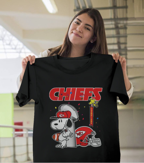 Snoopy And Woodstock With Kansas City Chiefs NFL Champions T-Shirt
