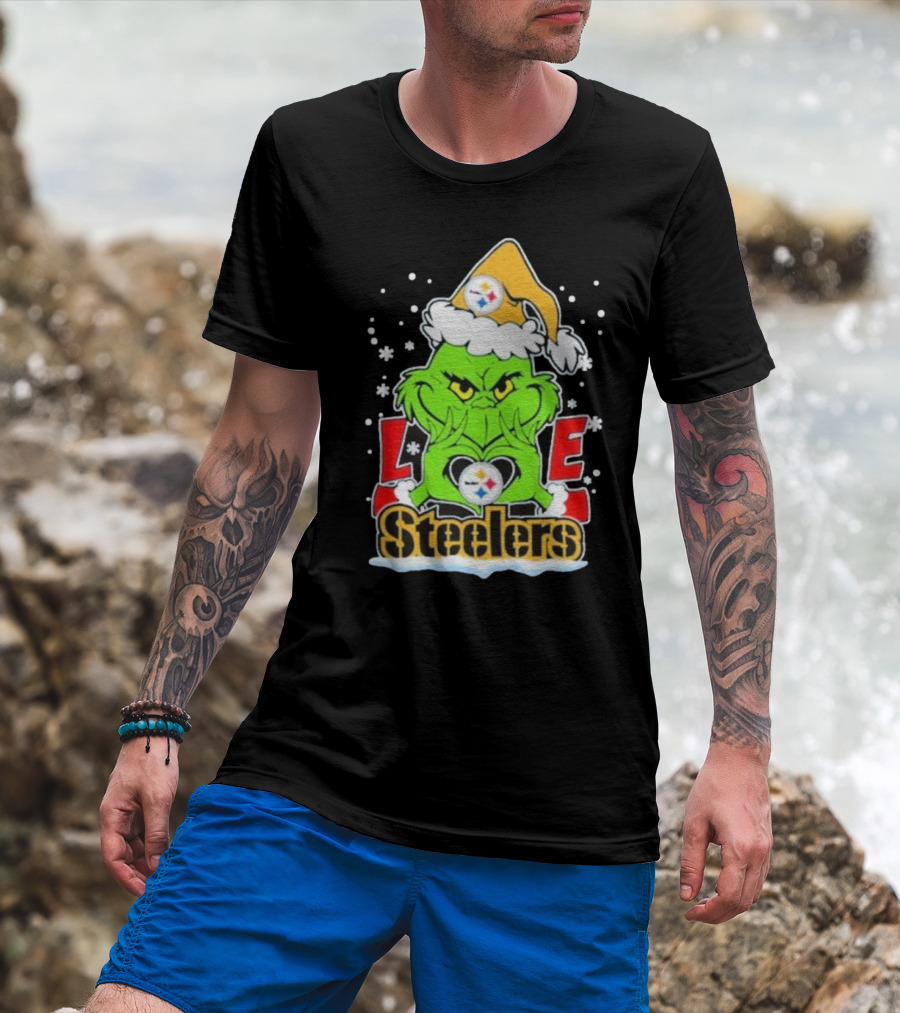 The Grinch Love Steelers Football Christmas T-Shirt