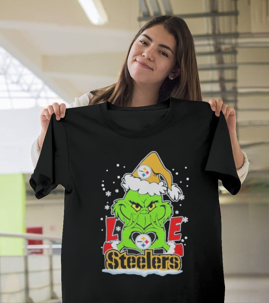The Grinch Love Steelers Football Christmas T-Shirt