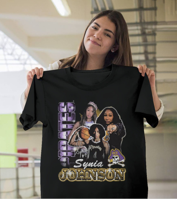East Carolina Pirates Synia Johnson #4 ECU 90s Style Graphic Signature T-Shirt