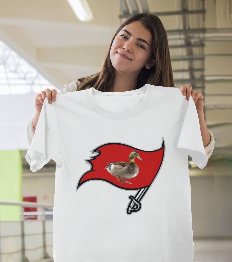 Tampa Bay Duckaneers New Buccaneers Parody Logo Flag T-Shirt