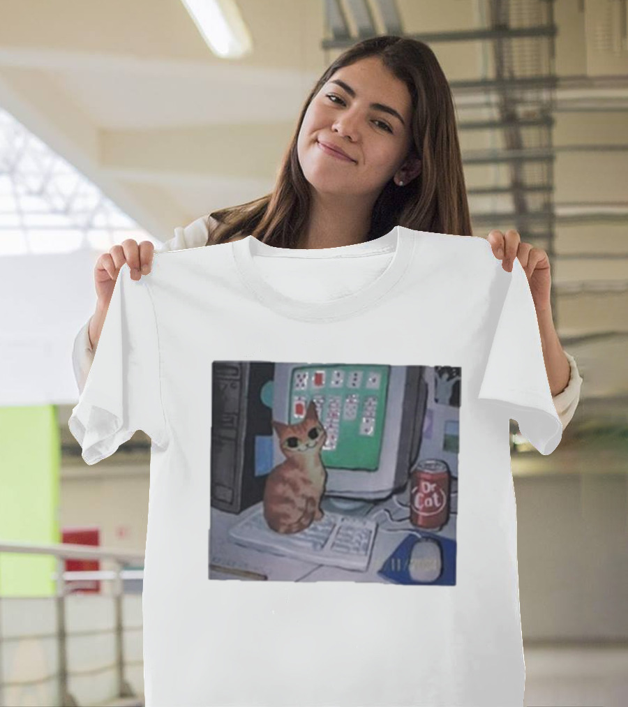 Solitaire Cat Drinking Dr Cat Next To Computer T-Shirt