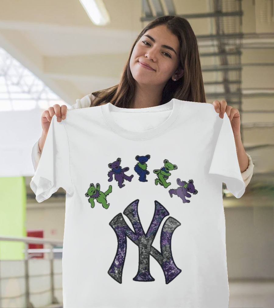 New York Yankees Grateful Dead Bears Night 2025 T-Shirt