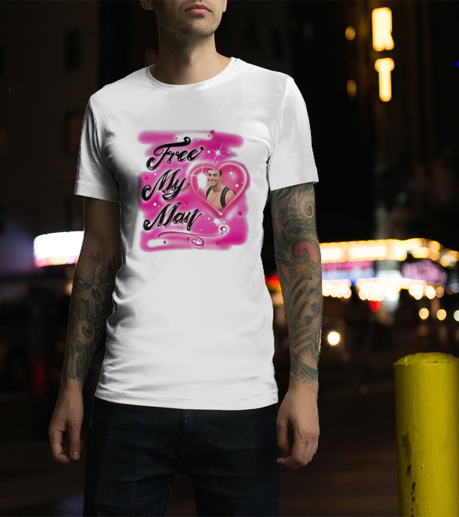 Free My Man Luigi Mangione Heart Pink Background T-Shirt
