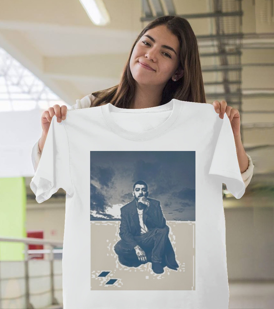 Zayn Look Up Dark Sky Crouching Pose T-Shirt