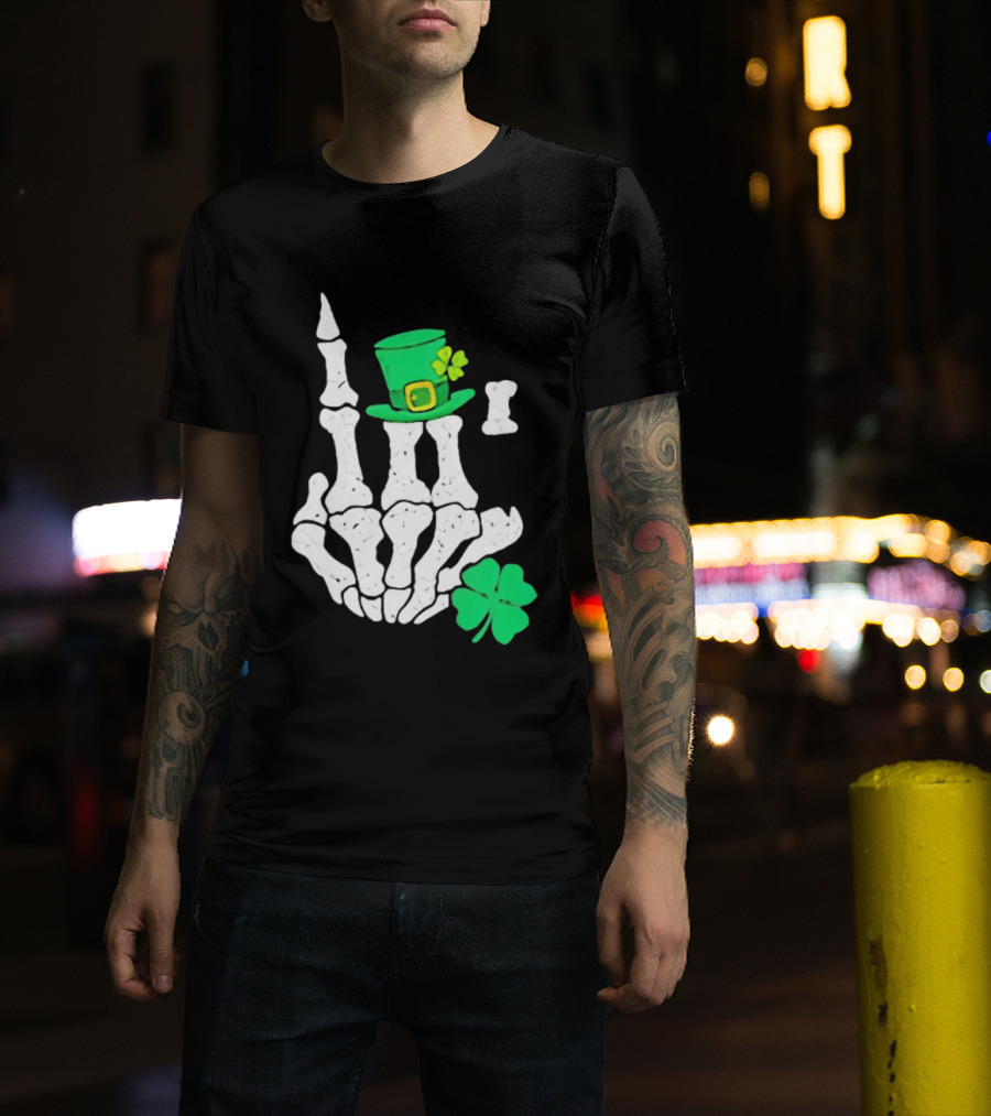 Skeleton Hand With Leprechaun Hat And Shamrock St Patricks Day T-Shirt