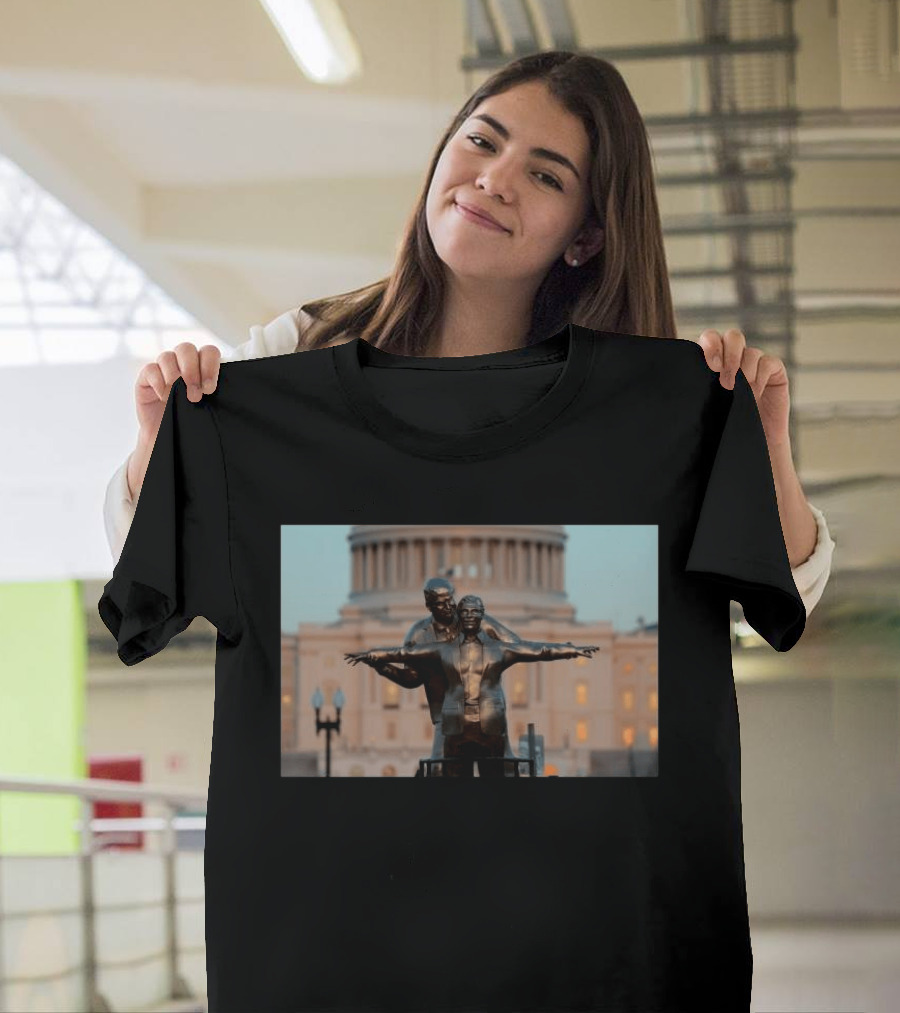 Titanic Trump Epstein Statue At Capitol Building T-Shirt