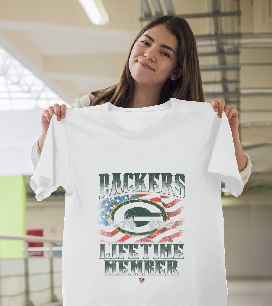 Team Packers Lifetime Member American Flag Background NFL T-Shirt
