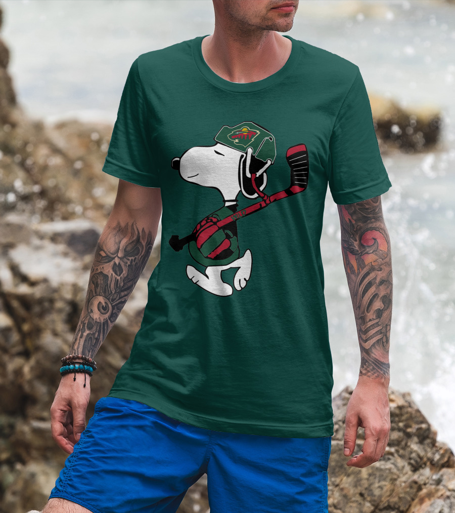 Minnesota Wild Snoopy Hockey T-Shirt