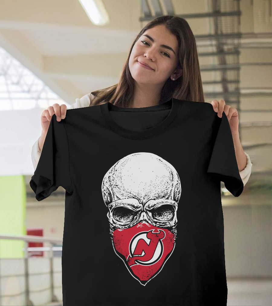 New Jersey Devils Skull Bandana T-Shirt