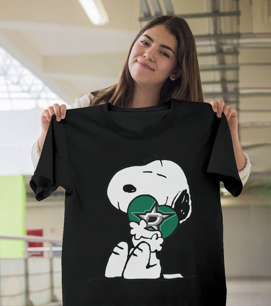 Snoopy Dallas Stars Hugging Nhl Hockey T-Shirt