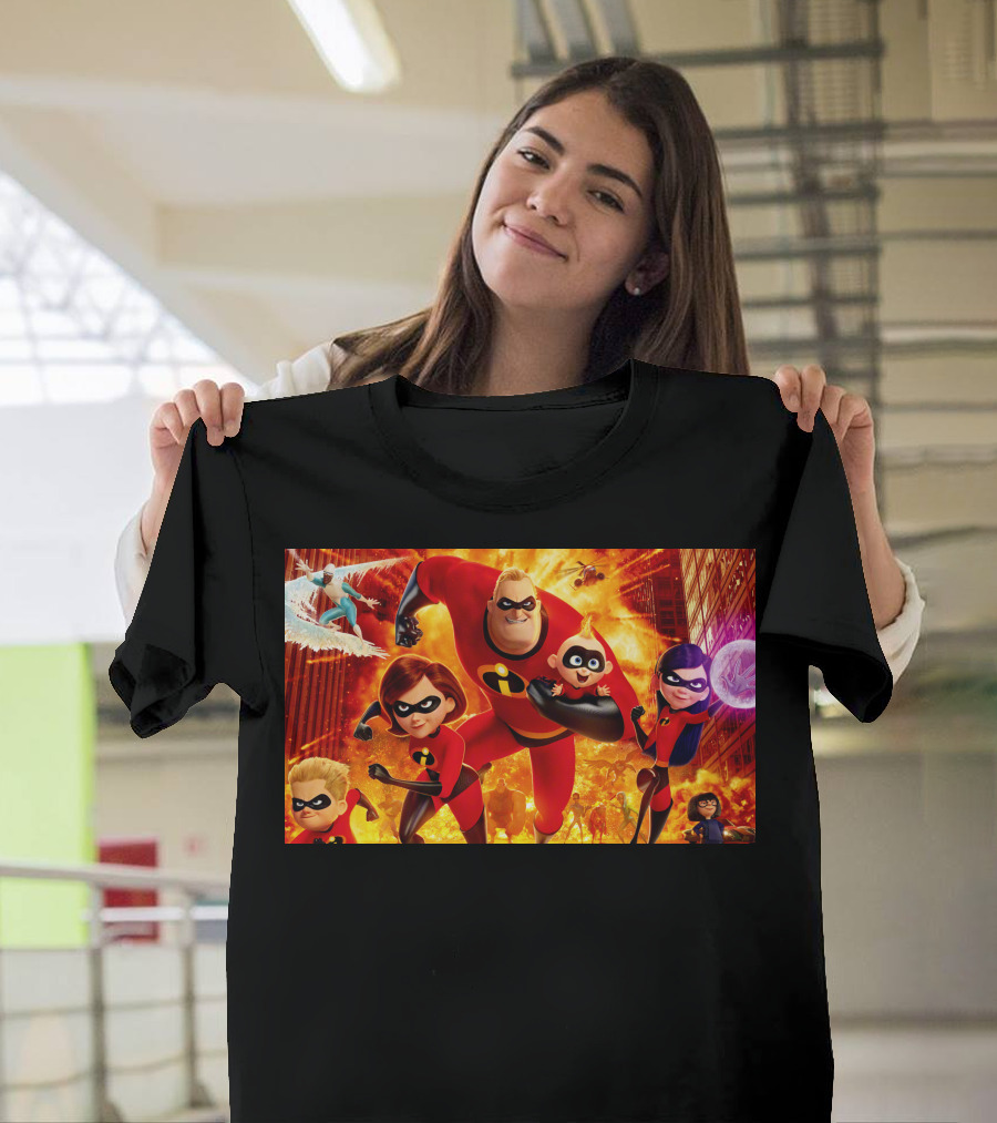 The Incredibles Family Action Adventure Pixar Scene T-Shirt