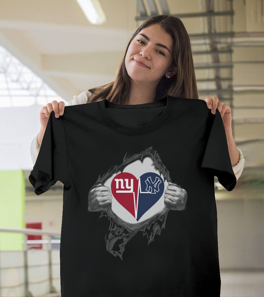 New York Giants And Yankees Heartbeat Fusion T-Shirt